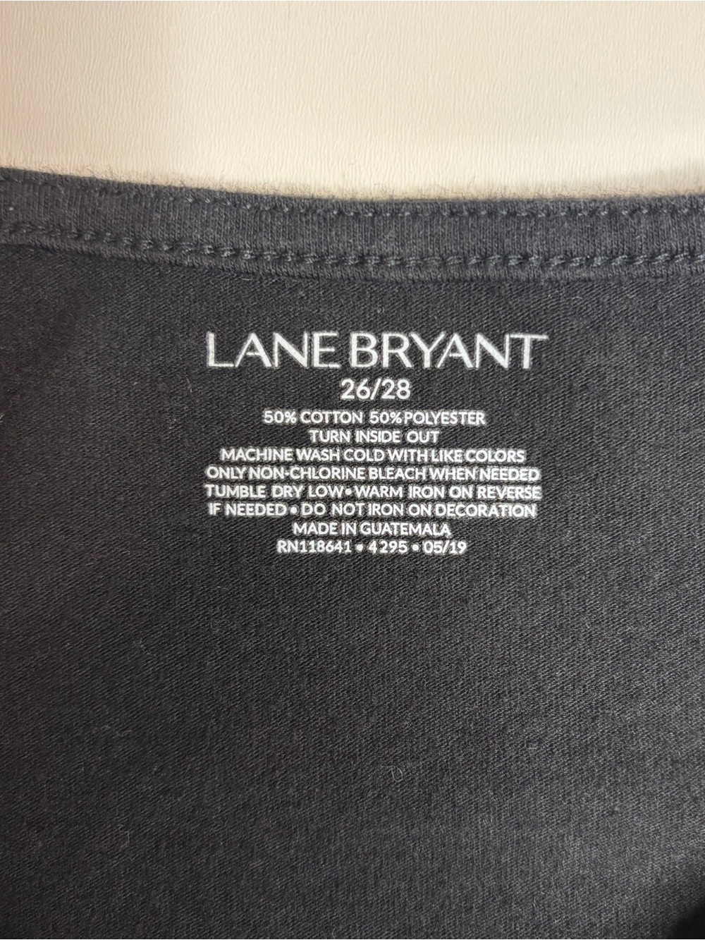 Lane Bryant 26/28 Black Metallic Gold Polka Dot Tie Sleeve Top Plus Size - Picture 2 of 8